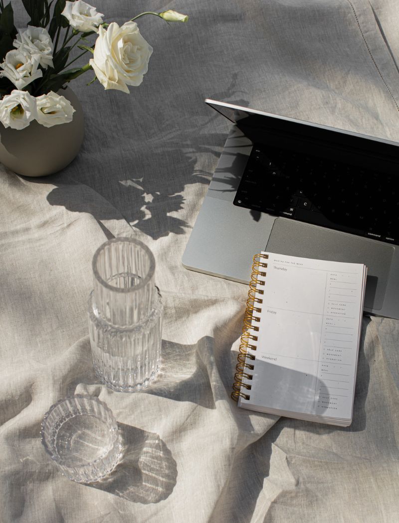 How to Organize and Plan Your Month Ahead of Time - The Balanced CEO