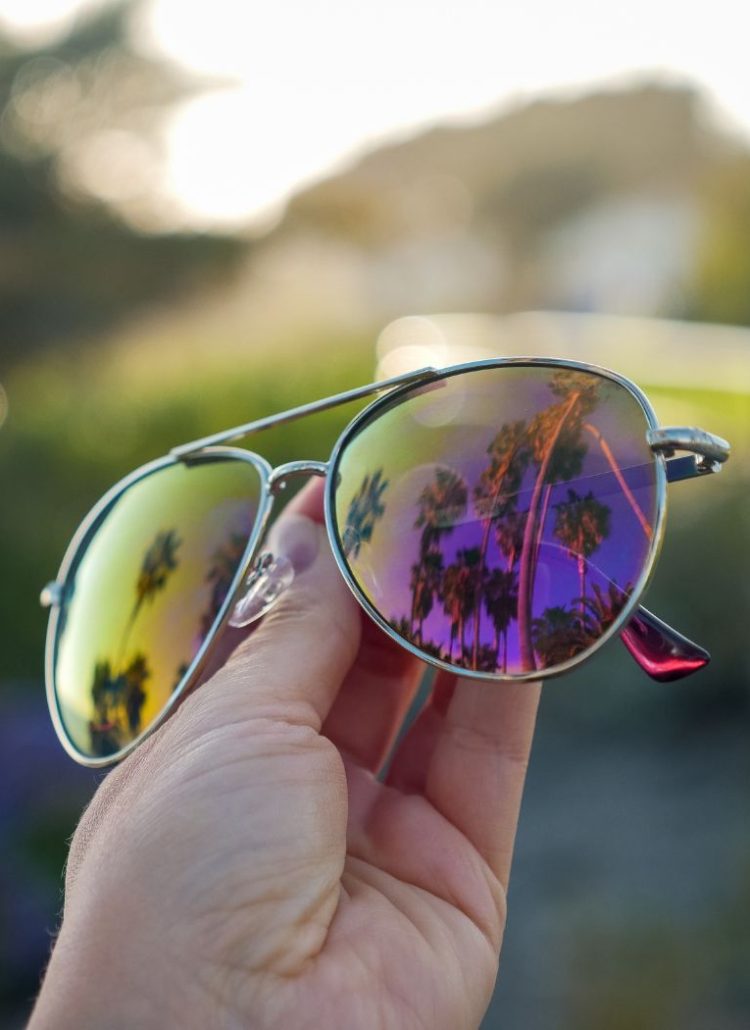 Sunny Days, Healthy Eyes Discovering the Magic of Polarized Sunglasses