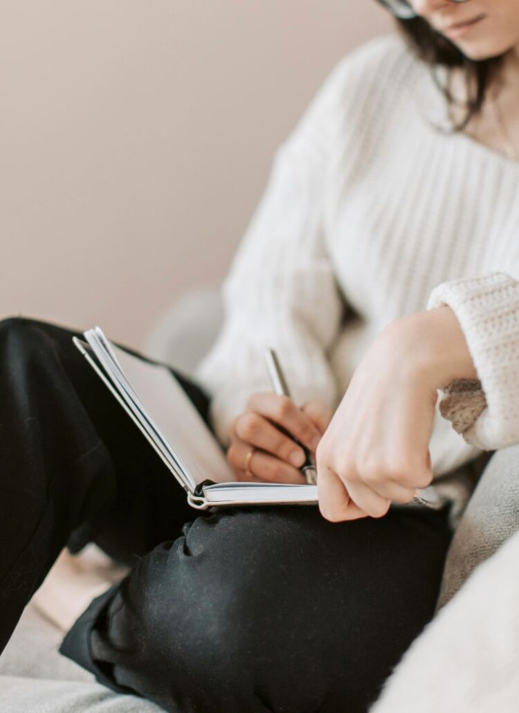 Morning Journal Prompts to Set the Tone for Your Day