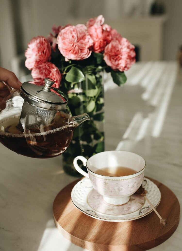 10 Anti-Inflammatory Drinks You Can Sip All Day