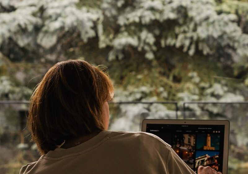 How to look after your mental health while working remotely